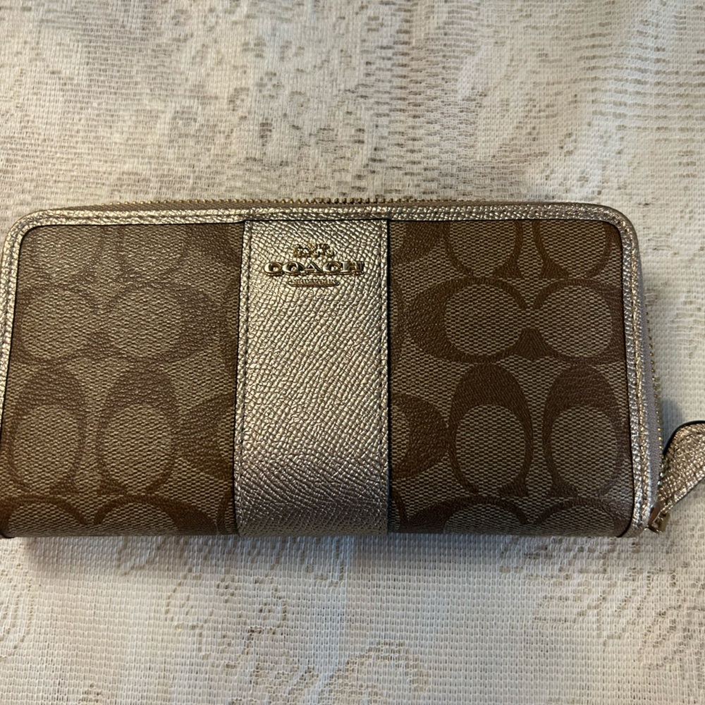 Coach Essential Accordion Zip Wallet in Brown and Gold